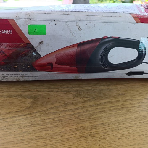Cordless car vacuum cleaner used