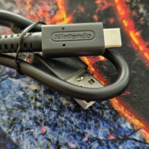 Nintendo Type C HAC-010 cable new, genuine 33 centimeters