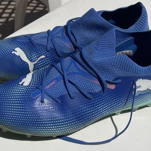 Puma football shoes size 43, blue
