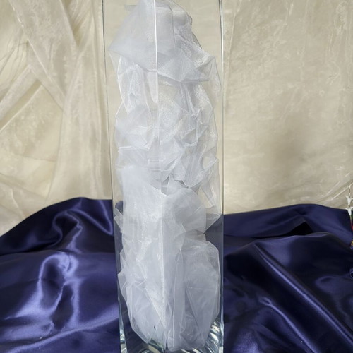 Minimal square vases set like new, clear reinforced glass