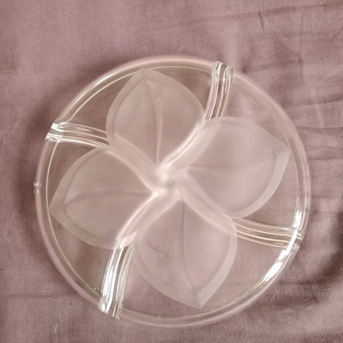 Walther glass four-section nut bowl like new with embossed designs