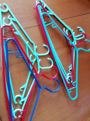 Hangers used, pack of eight