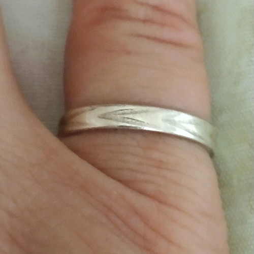 Silver ring 925 with engraving like new