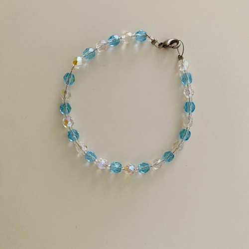 Bracelet with white and blue stones used