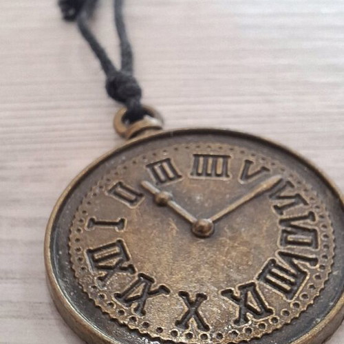 Vintage necklace men's or women's watch like new, multicolor