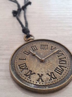 Vintage necklace men's or women's watch like new, multicolor