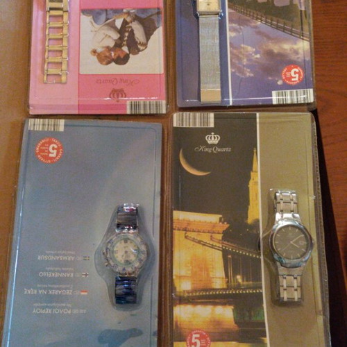 Wristwatches new, set of 7, multicolor