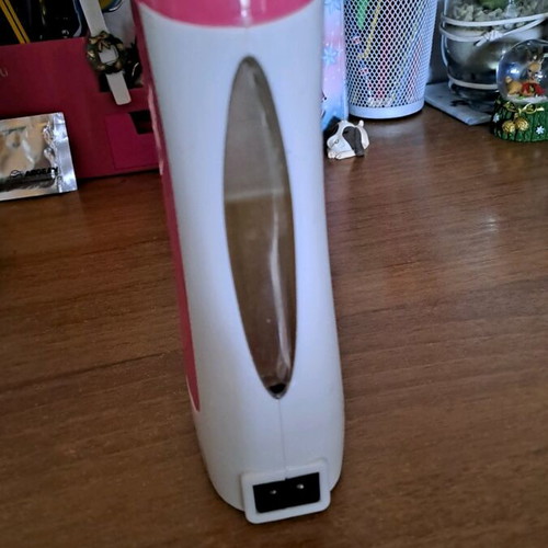 Hair removal wax heater used without charger