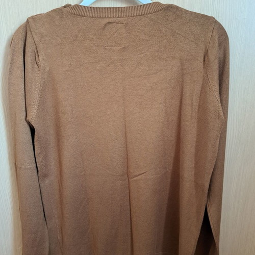 Pull & Bear women's blouse size L like new, brown, button detail