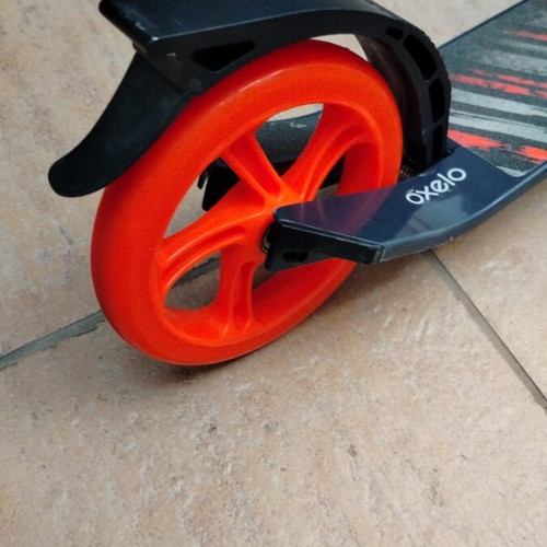 Decathlon Oxelo MID7 scooter like new