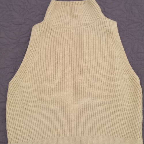 Zara sleeveless turtleneck sweater, beige, size M