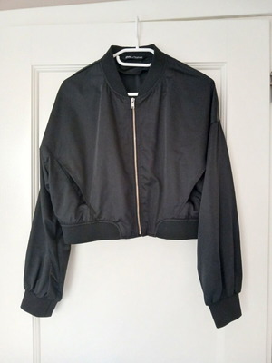 Zara women's spring jacket black like new