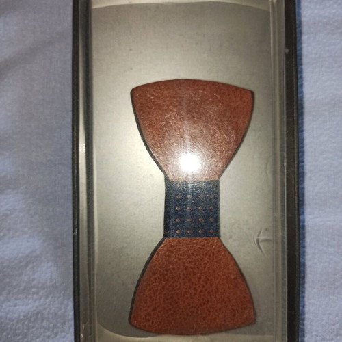Leather bow tie new in perfect condition