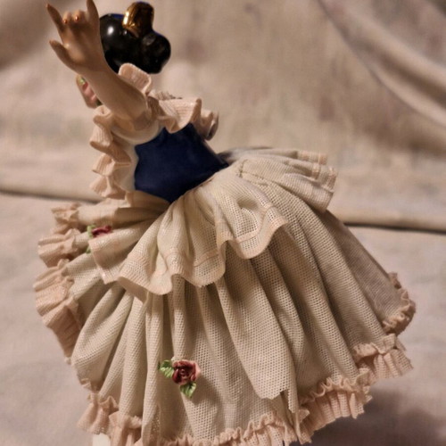 Dresdnen figurine used with tulle dress