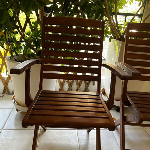 Wooden veranda furniture set with table and four chairs, like new