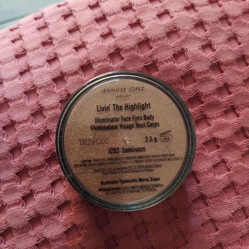 Inglot Jennifer Lopez Glow Powder like new