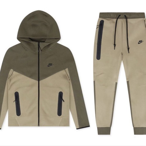 Nike Tech Fleece tracksuit new, size S, multicolor