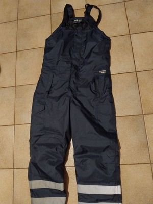 Work clothes for snow new in excellent condition