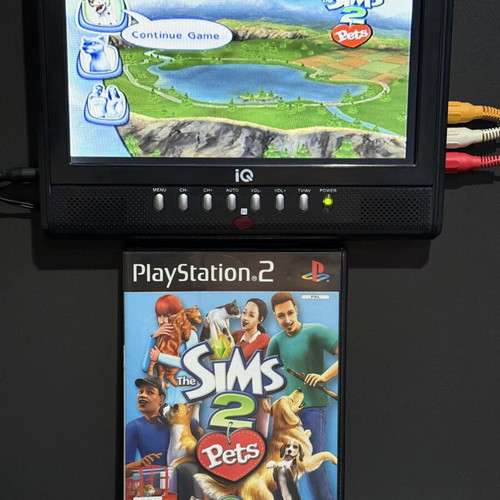 The Sims 2 Pets PlayStation 2 game used