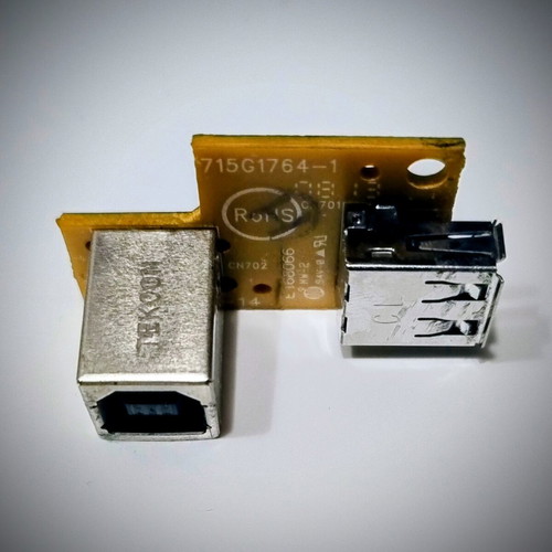 USB-B female to USB-A female adapter board like new