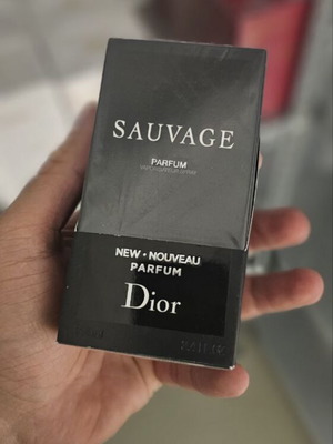 Christian Dior Sauvage Parfum 100 ml new, authentic