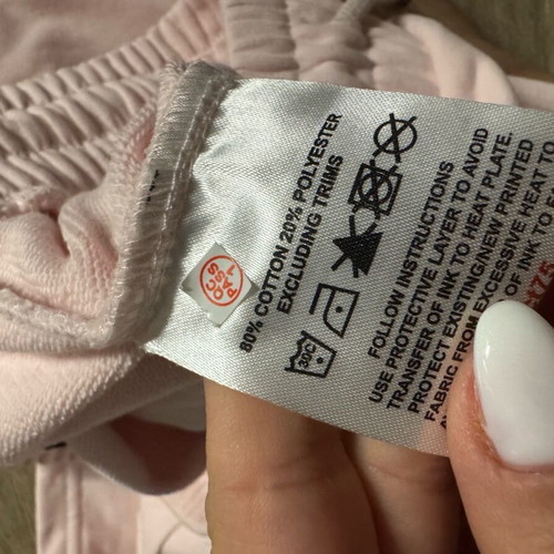 District pink bermuda shorts like new, size S