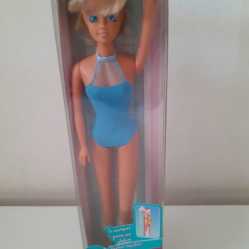 Sindy Sun & Beach doll, Hasbro, sealed