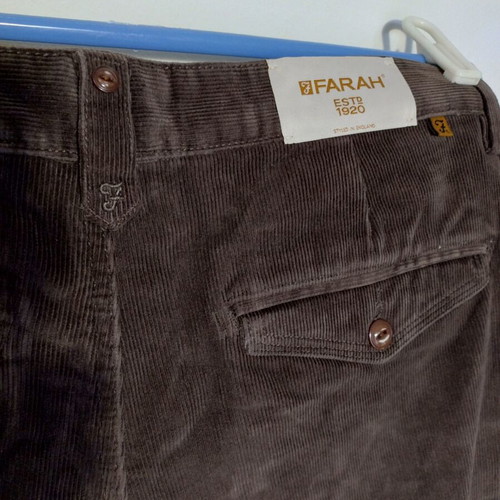 Farah corduroy pants brown like new, size 31/34