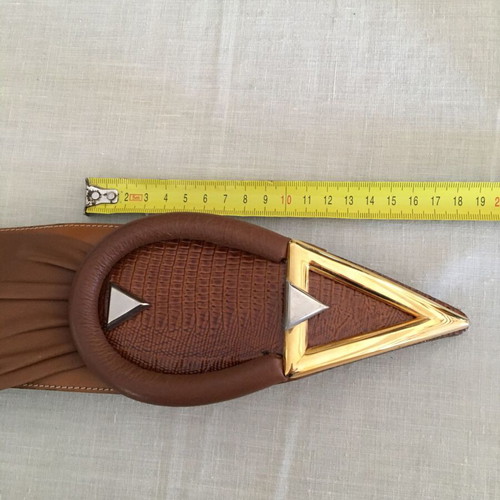 Vintage leather belt used, tan color, length 106 cm