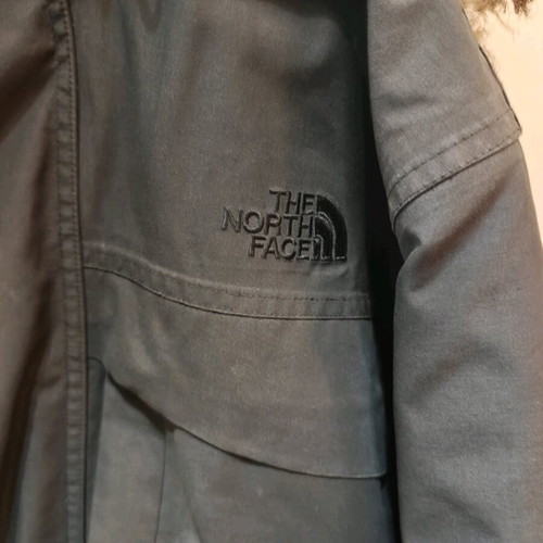 The North Face men's jacket size M used, black
