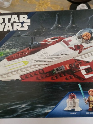 LEGO Star Wars 75333 σετ κατασκευής με επιπλέον διαστημόπλοιο