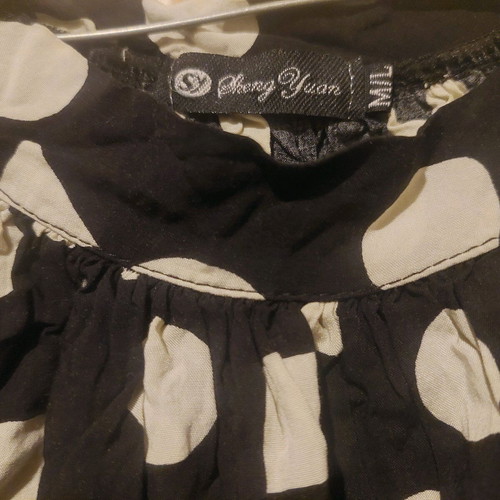 Vintage top black with white geometric shapes used, S/M