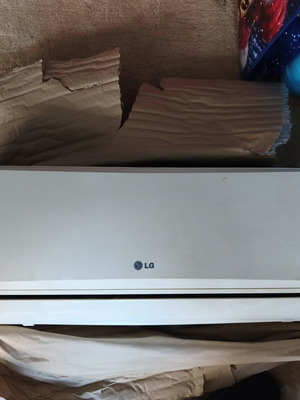 LG Inverter V 12.000 BTU κλιματιστικό μεταχειρισμένο, μοντέλο E12EL.UA3