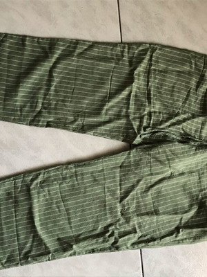 Women's linen pants like new, green with white stripes, size XL