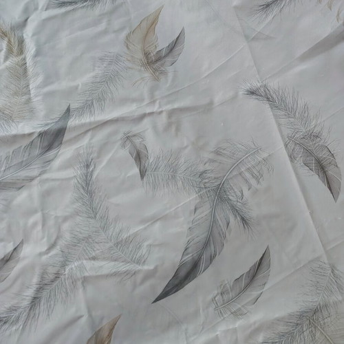 Round tablecloth with feather design, 160 cm diameter