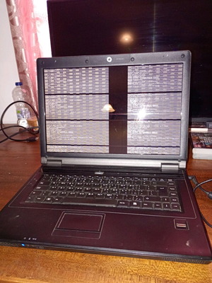 Λάπτοπ μεταχειρισμένο με πρόβλημα στην οθόνη για ανταλλακτικά