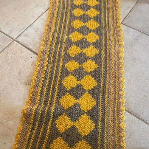 Handmade knitted rugs pack of 7, like new