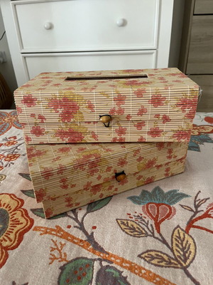 Set of two bamboo tissue holders with floral pattern like new