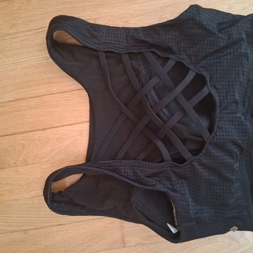 Sports bra, medium size, black