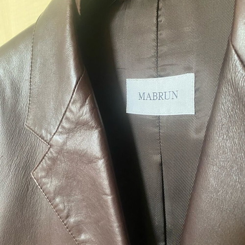 Leather jacket dark brown like new