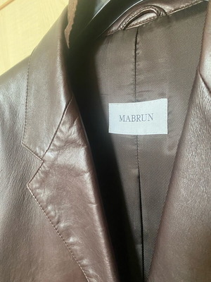 Leather jacket dark brown like new