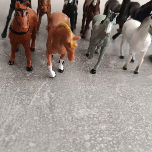 Horse figures used, pack of 12, 10 cm height