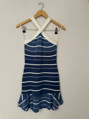 Mini summer dress Siberian like new, size S, white and blue