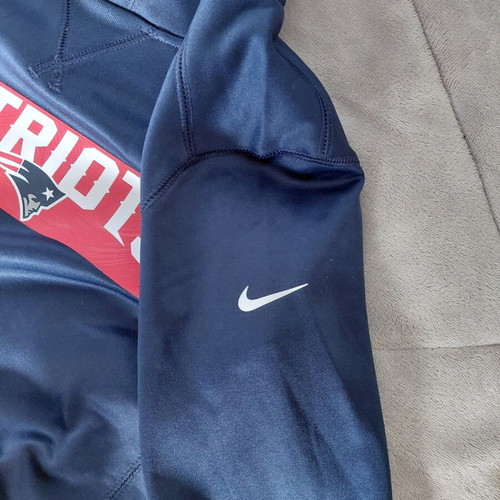 Nike New England Patriots sweatshirt size M new authentic
