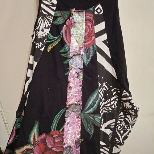 Desigual dress top black with prints and sequins like new, age 9-10