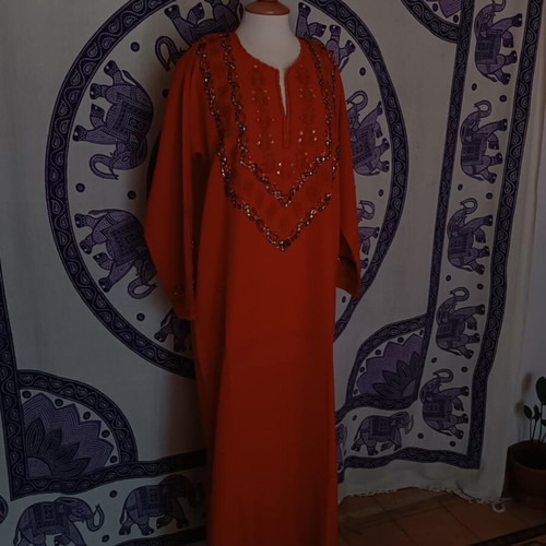 Vintage Caftan embroidered, new, red, size L