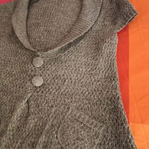 Knitted grey vest like new with short-sleeve sweater and decorative buttons