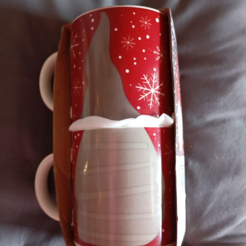 Christmas mugs set of 2 new