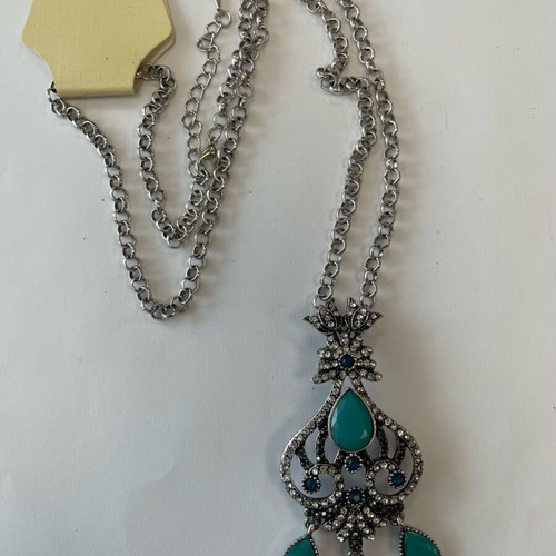 Statement necklace with turquoise stones and blue rhinestones new