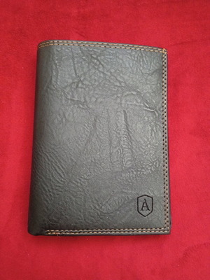Brown synthetic leather wallet new with multiple compartments